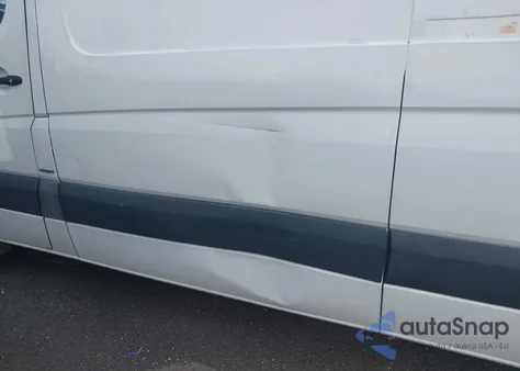 2011 Mercedes-Benz Sprinter 2500 High Roof z USA, uszkodzony, nr VIN WD3PE8CB3B5579738